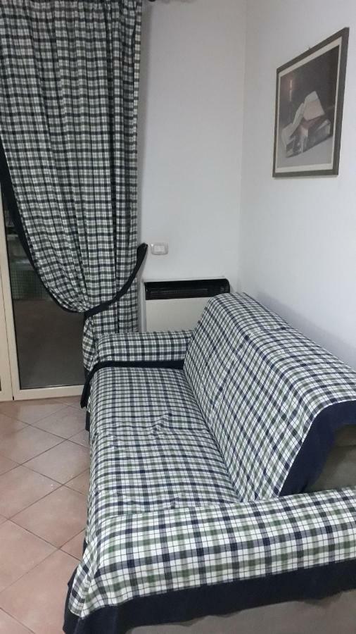 קאורלה Appartamento Ai Tigli מראה חיצוני תמונה